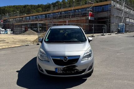 Opel Meriva 180.000 km 2.990 &euro; Weil der Stadt 71263
