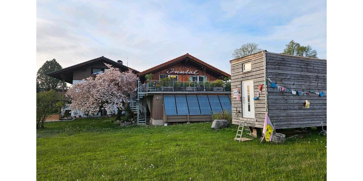 Etagenwohnung Frasdorf - 3 Zimmer, 110 m&sup2;, 1.300&euro; | Angebot:26394237