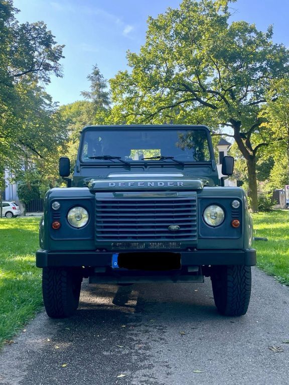 Land Rover Defender 27.000 km 68.000 € Vaterstetten 85591