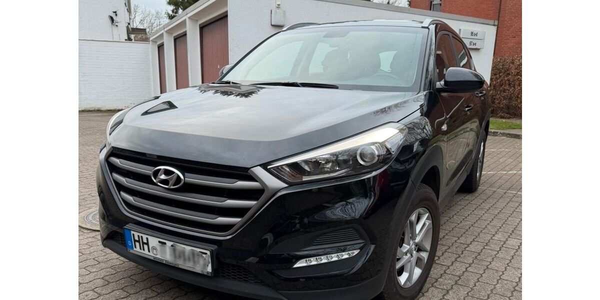 Hyundai TUCSON 40.000 km 16.900 &euro; Hamburg 22523
