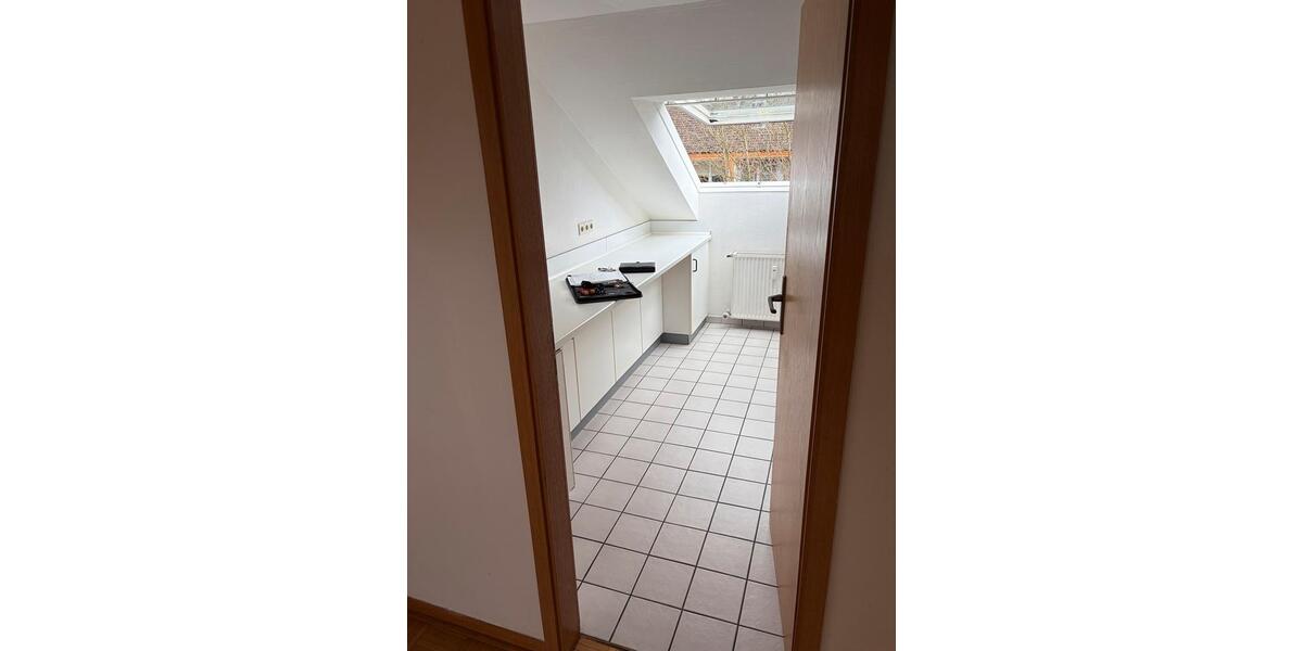 Dachgeschoßwohnung Hamm Heessen - 2 Zimmer, 47 m&sup2;, 550&euro; | Angebot:25987310