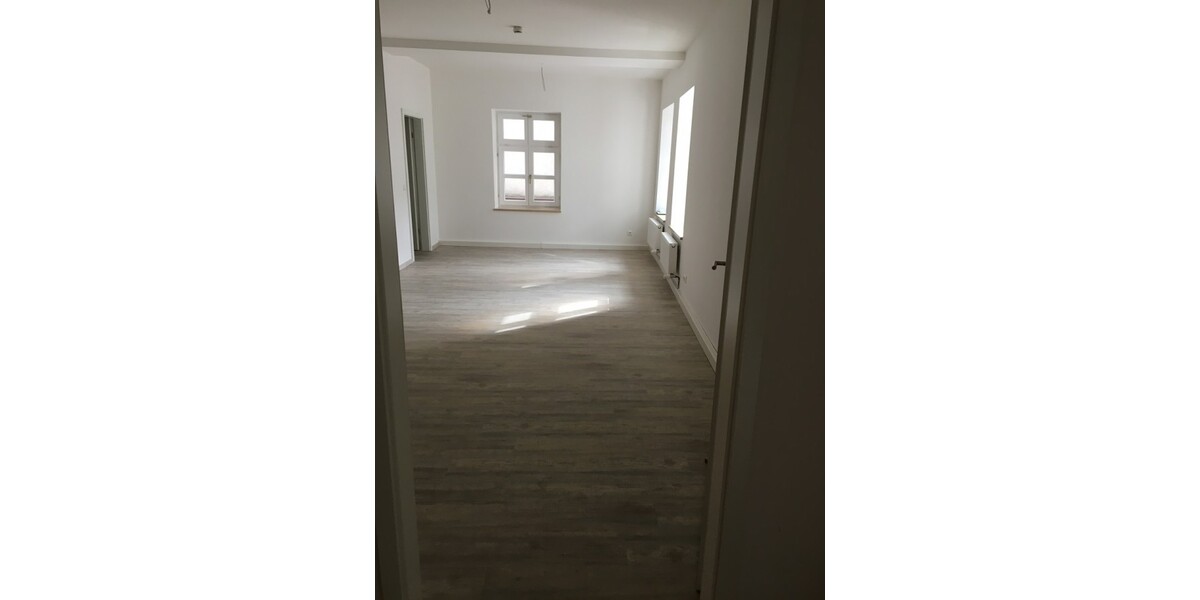 neu renovierte 5-Zi Wohnung in Amberg-Altstadt, hell und ruhig gelegen - 5- Amberg | Angebot:27142338