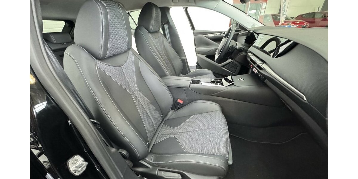 DS Automobiles DS4 E-Tense 225 Trocadero FULL LED Carplay 34.100 km 23.560 &euro; Lich 35423