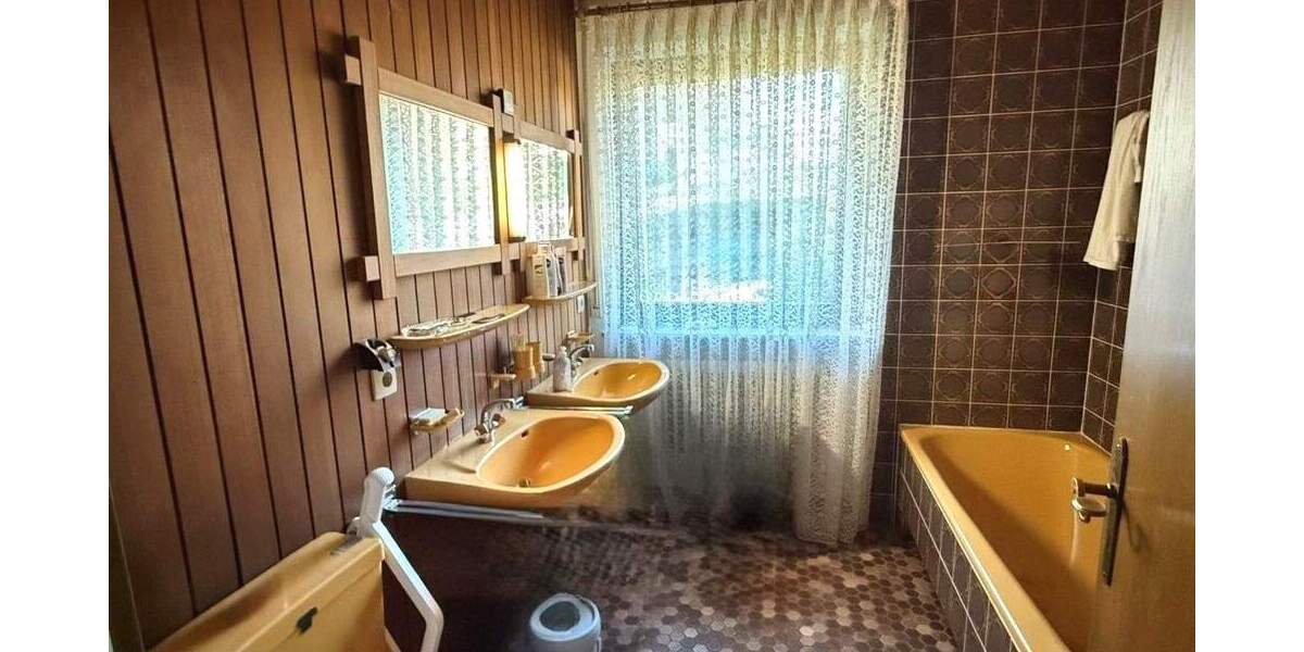 Einfamilienhaus Meßkirch - 6 Zimmer, 256 m&sup2;, 478.000&euro; | Angebot:25670917