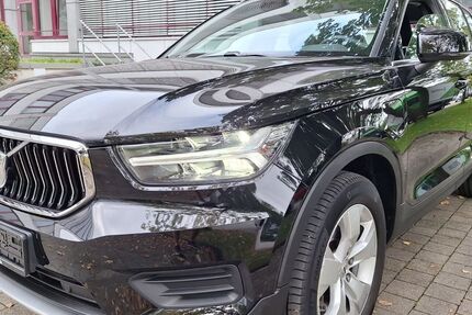 Volvo XC40 58.000 km 26.990 &euro; Unterschleißheim 85716