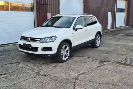VW Touareg 300.000 km 9.990 € Kalefeld-Echte 37589