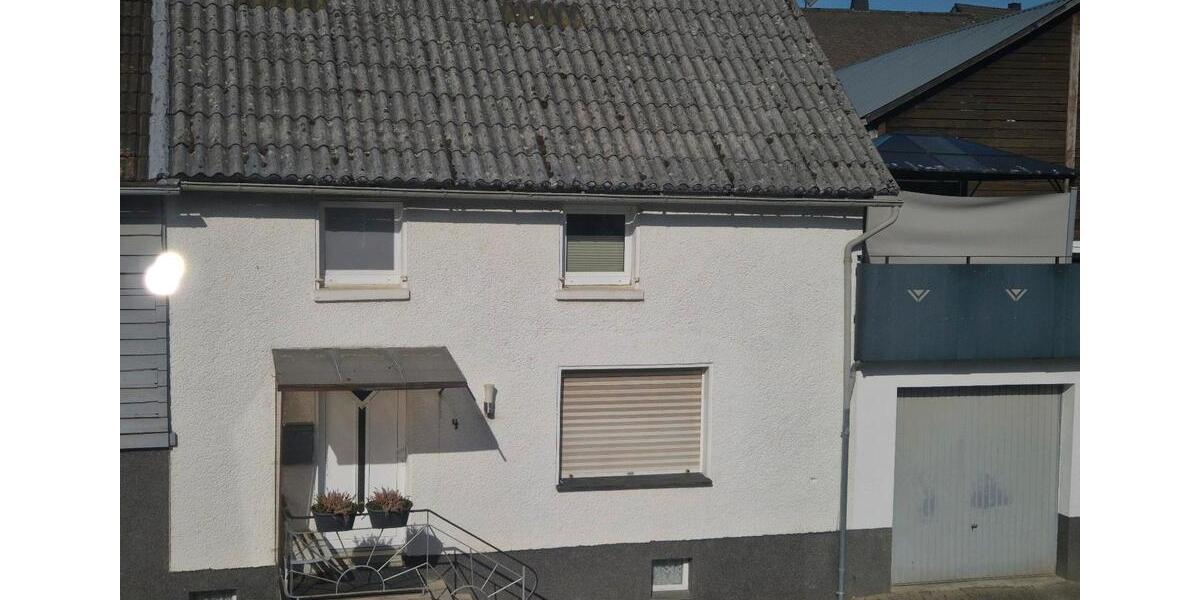 Etagenwohnung Medebach - 3.5 Zimmer, 80 m&sup2;, 500&euro; | Angebot:25571180