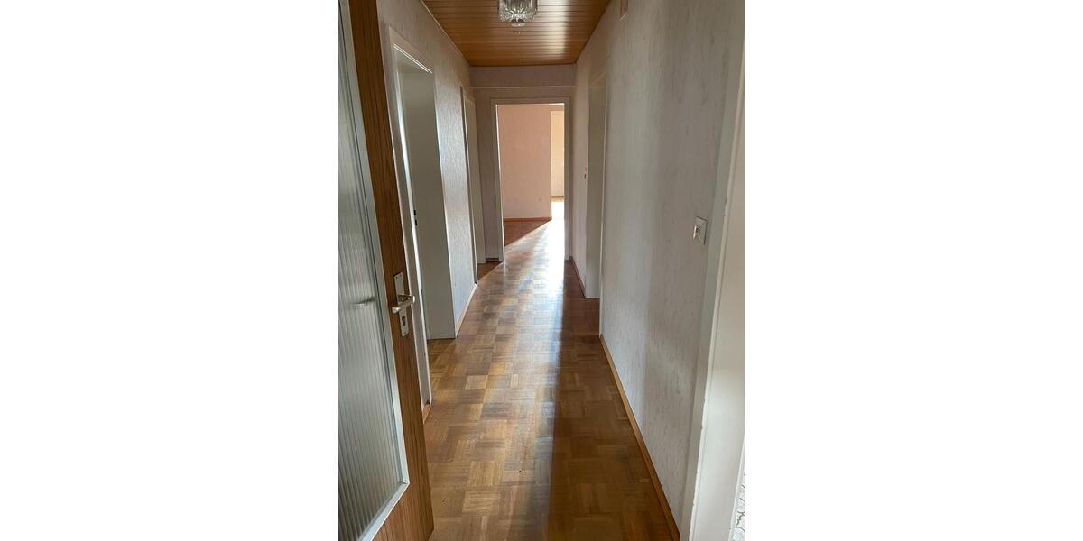 Etagenwohnung 4 zimmer