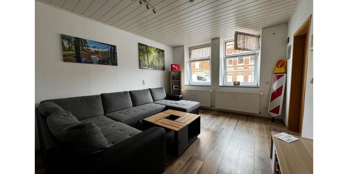 Etagenwohnung Bleckede - 6 Zimmer, 147 m&sup2;, 1.225&euro; | Angebot:26350832