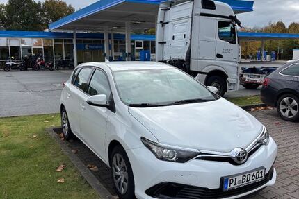 Toyota Auris 116.500 km 9.200 &euro; Wedel 22880