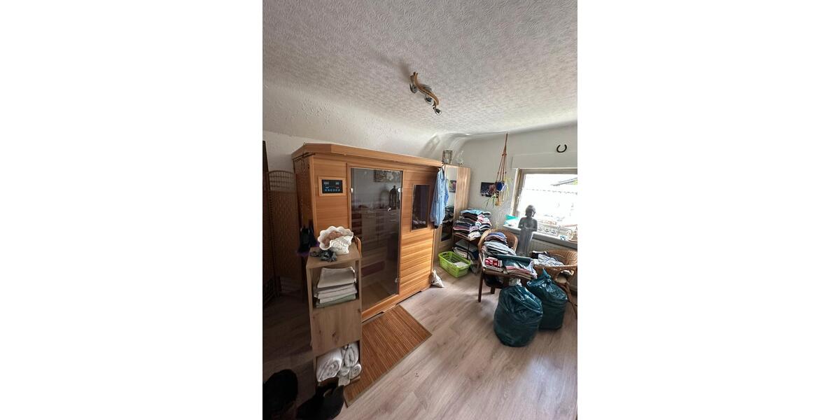 Einfamilienhaus Bexbach - 4 Zimmer, 125 m&sup2;, 230.000&euro; | Angebot:26806870