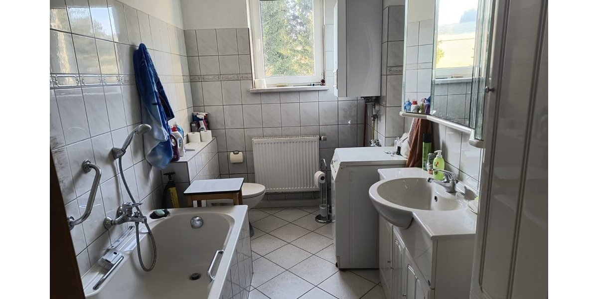 Großbreitenbach-OT, 3 Fam.Hs. + Gewerbe - Mehrfamilienhaus, Wohnhaus Großbreitenbach Gillersdorf | Angebot:25805794
