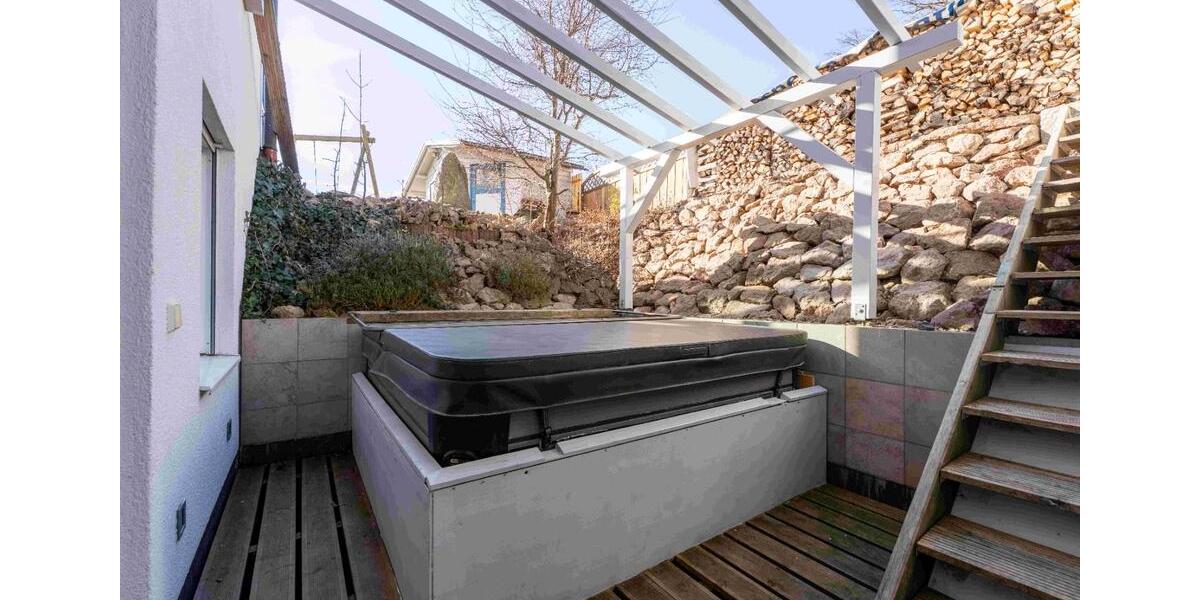 Einfamilienhaus Pliening - 7 Zimmer, 330 m&sup2;, 1.800.000&euro; | Angebot:25271844