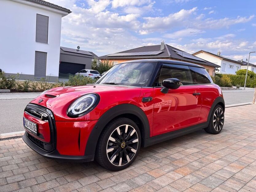 Cooper SE