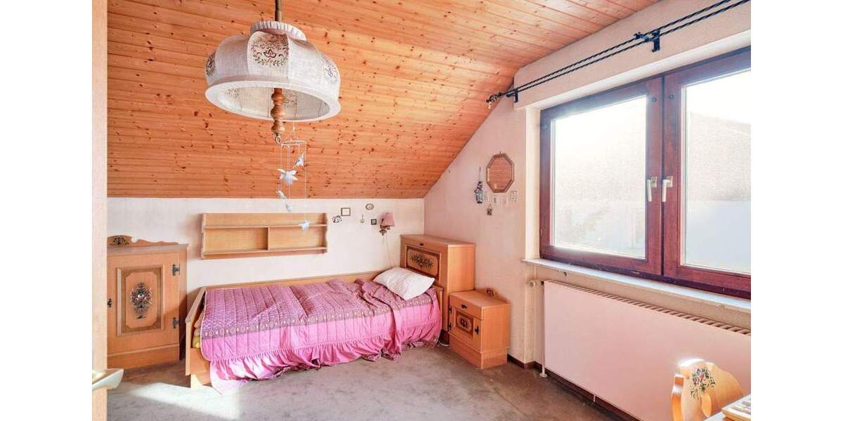 Einfamilienhaus Ostfildern Nellingen - 5 Zimmer, 154 m&sup2;, 650.000&euro; | Angebot:25413259