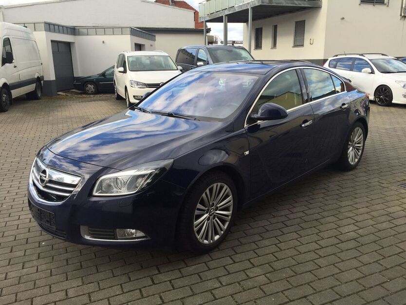 Opel Insignia 193.000 km 9.499 € Bielefeld 33613