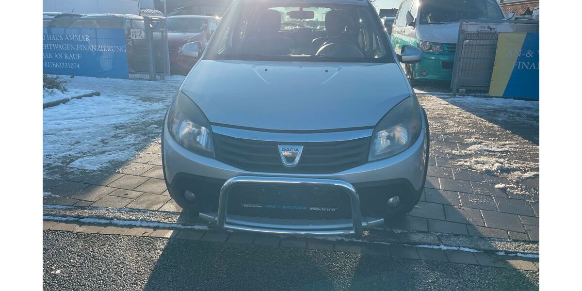 Dacia Sandero 227.988 km 2.999 &euro; Fürth 90763
