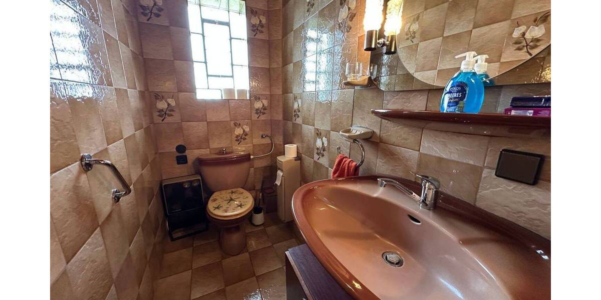 Mehrfamilienhaus, Wohnhaus Homberg (Efze) Dickershausen - 1 Zimmer, 290 m&sup2;, 165.000&euro; | Angebot:26583300