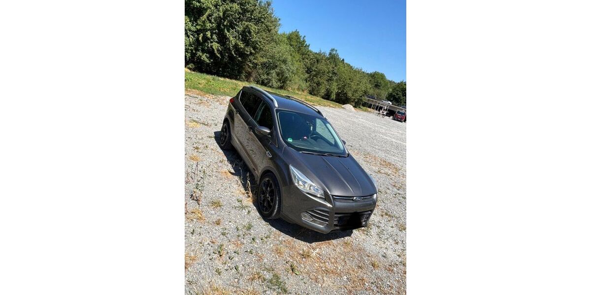 Ford Kuga 145.000 km 8.700 &euro; Möckmühl 74219
