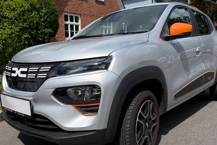 Dacia Spring 8.500 km 10.800 &euro; Hamburg 22339