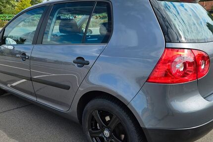 VW Golf 163.000 km 3.650 &euro; Bramsche 49565