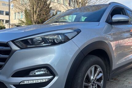Hyundai TUCSON 203.000 km 10.490 &euro; Riemerling 85521