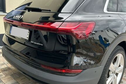 Audi e-tron 71.772 km 26.400 &euro; Buchen 74722