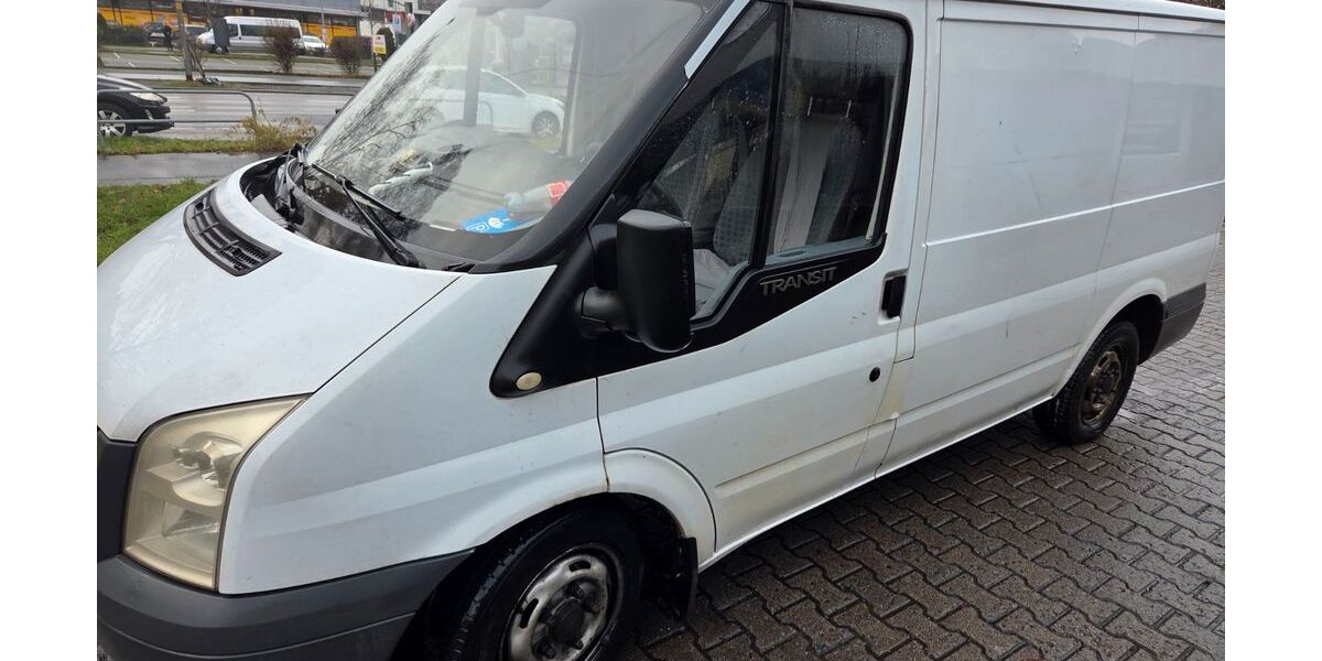 Ford Transit 325.000 km 2.200 &euro; Frankfurt am Main 60389