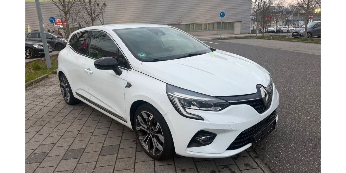 Renault Clio 85.654 km 12.999 &euro; Wiesbaden 65203