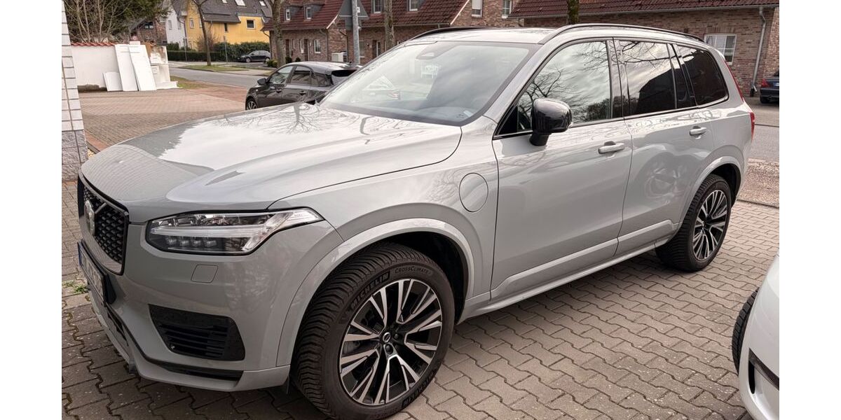 Volvo XC90 28.000 km 56.890 &euro; Wegberg 41844