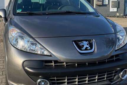 Peugeot 207 125.000 km 5.000 &euro; Konstanz 78467