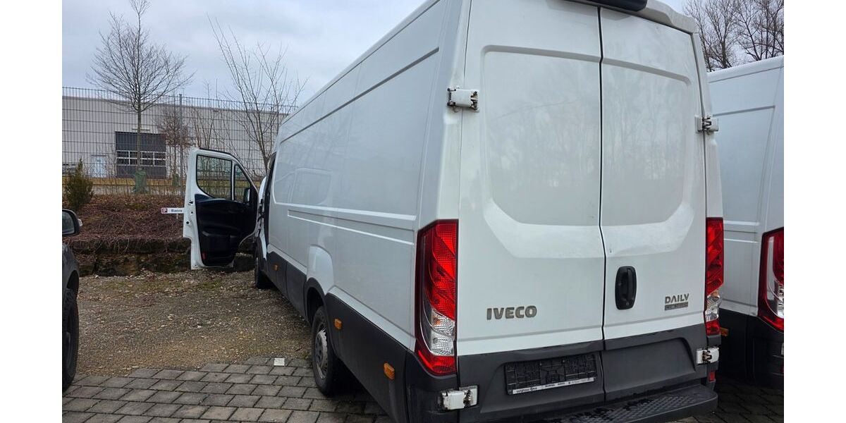 IVECO Andere 260.836 km 20.030 &euro; Unterensingen 72669
