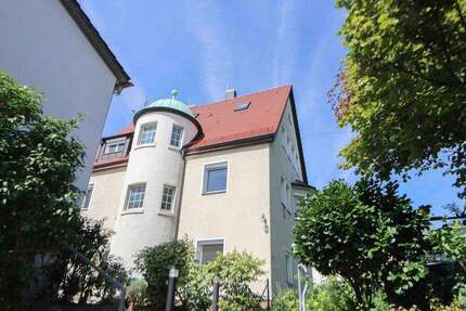 Haus Stuttgart Botnang - 9 Zimmer, 204 m&sup2;, 1.200.000&euro; | Angebot:25472277