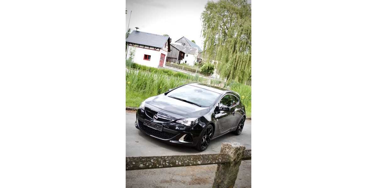 Opel Astra 68.600 km 15.500 &euro; Hof 95032