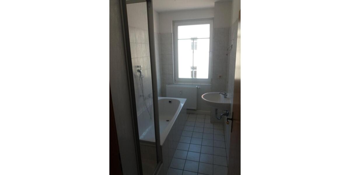 Etagenwohnung Döbeln - 3 Zimmer, 70 m&sup2;, 380&euro; | Angebot:26674393