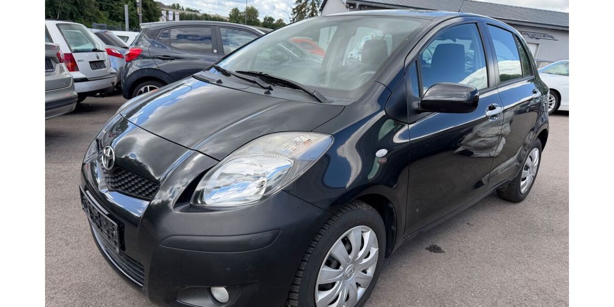 Toyota Yaris 289.716 km 2.200 &euro; Saarlouis-Fraulautern 66740