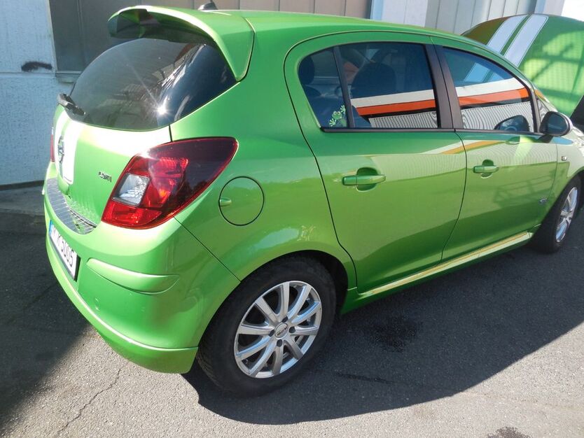 Opel Corsa 178.500 km 5.700 € Nürnberg 90408