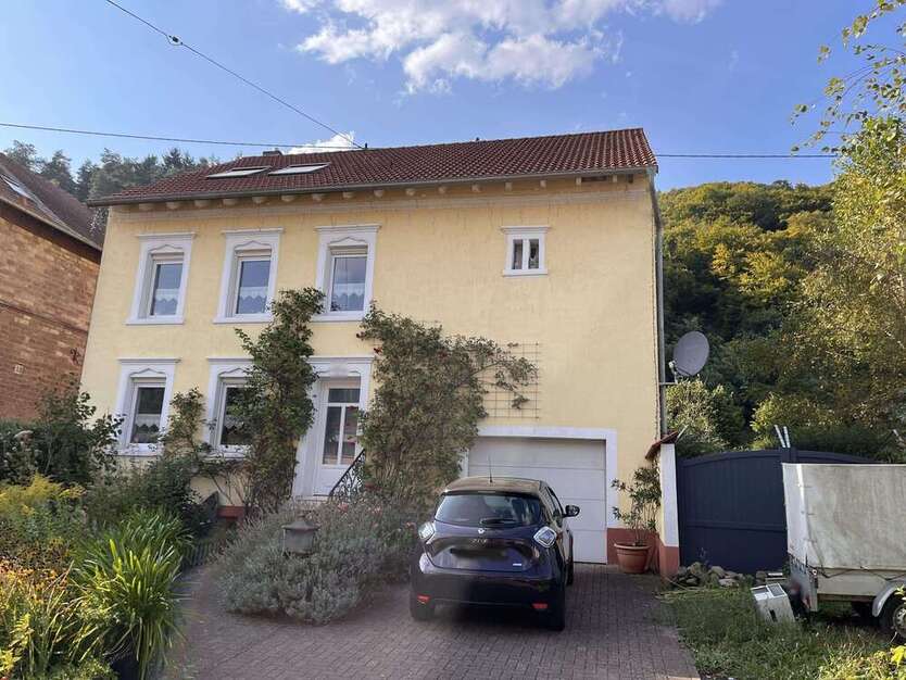 Haus zum Kaufen in Beckingen 289.000 € 150 m²