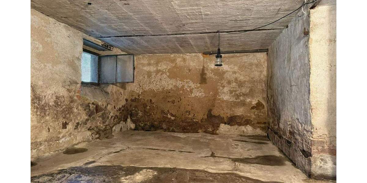 Einfamilienhaus Weinböhla - 5 Zimmer, 120 m&sup2;, 275.000&euro; | Angebot:24520716