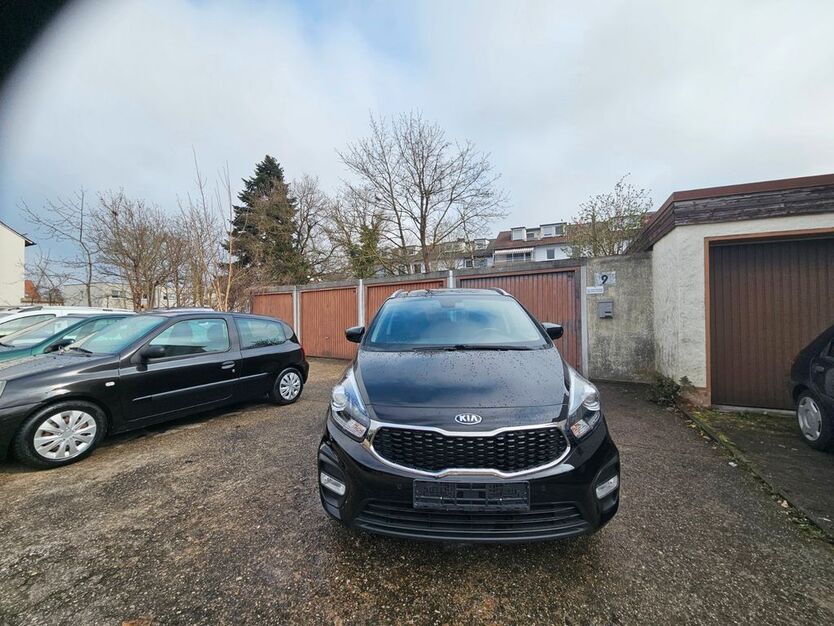 Kia Carens 37.000 km 13.800 € Schwabach 91126