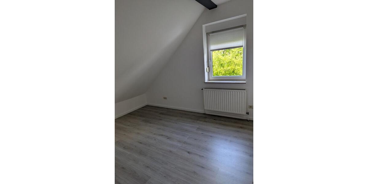 Maisonettenwohnung Algermissen - 4 Zimmer, 94 m&sup2;, 825&euro; | Angebot:25402859
