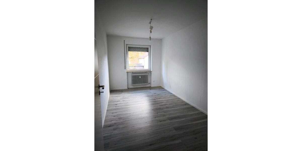 Erdgeschoßwohnung Schorndorf - 3 Zimmer, 80 m&sup2;, 295.000&euro; | Angebot:26889105