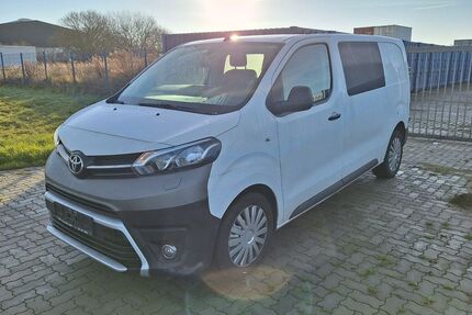 Toyota Proace (Verso) 157.500 km 16.390 &euro; Klein Schwaß 18198