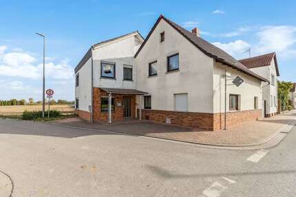 Wohnung zum Kaufen in Böhl-Iggelheim 169.000 € 97.08 m² 4 zimmer