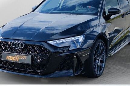 Audi RS3 2.900 km 67.890 &euro; Schwäbisch Hall 74523