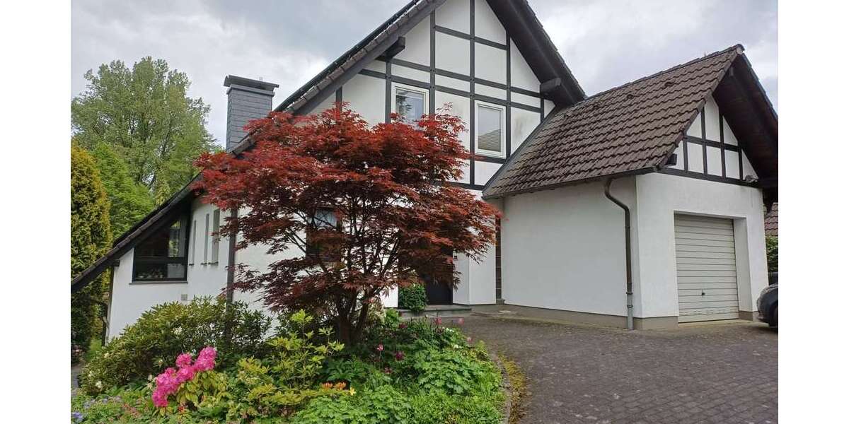 Einfamilienhaus Nümbrecht - 7 Zimmer, 220 m&sup2;, 549.000&euro; | Angebot:26786704
