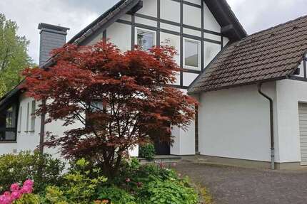 Haus Nümbrecht - 7 Zimmer, 220 m&sup2;, 549.000&euro; | Angebot:26786704