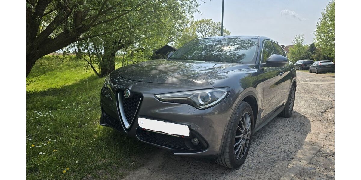 Alfa Romeo Stelvio 130.000 km 17.000 &euro; Schönwalde-Glien 14621