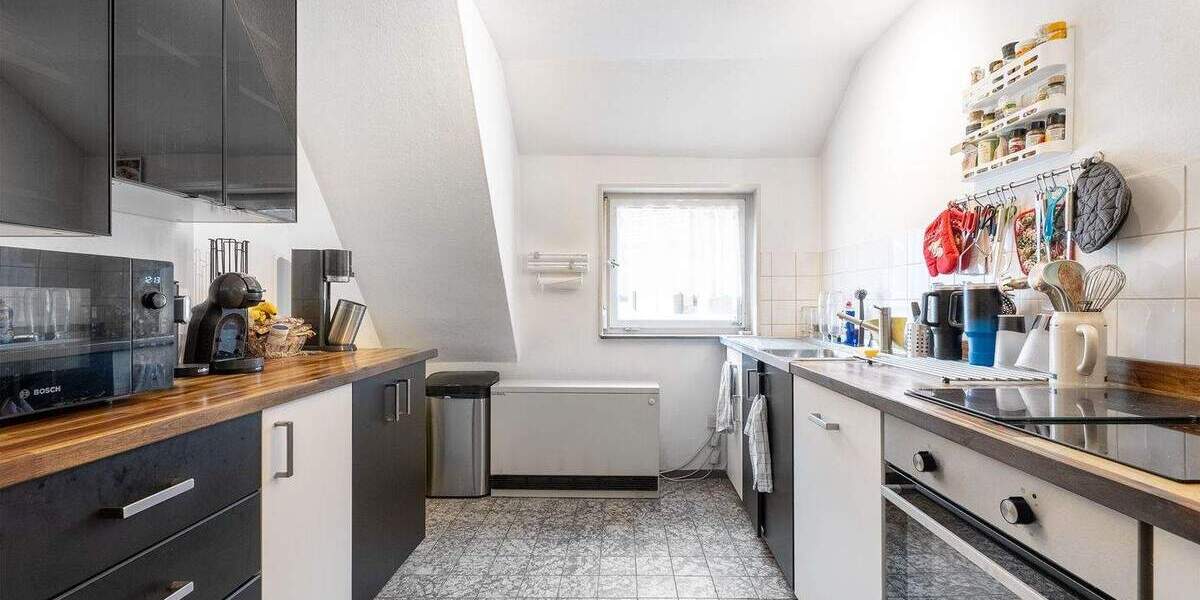 Tolles 2-FH mit über 220m² WFL möglich 9 zimmer