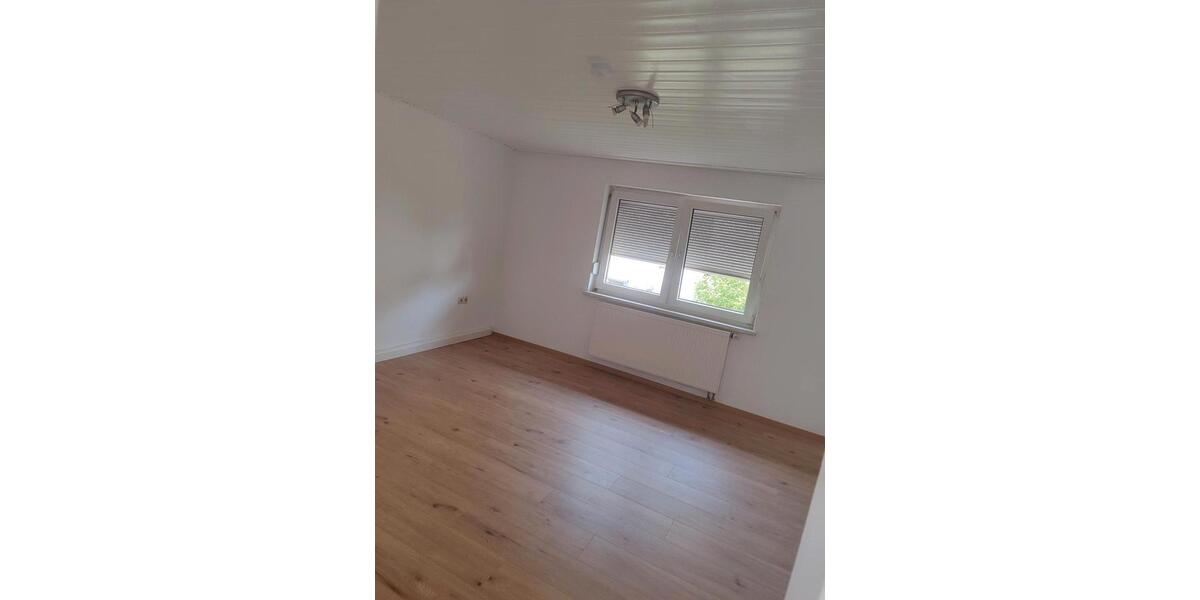 Erdgeschoßwohnung Bietigheim - 3 Zimmer, 73 m&sup2;, 980&euro; | Angebot:26339923
